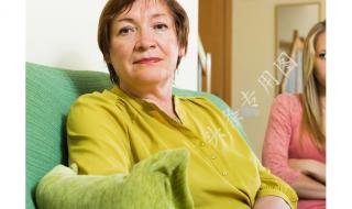 离婚后天天被儿子睡怎么办 离婚后天天被儿子睡怎么办